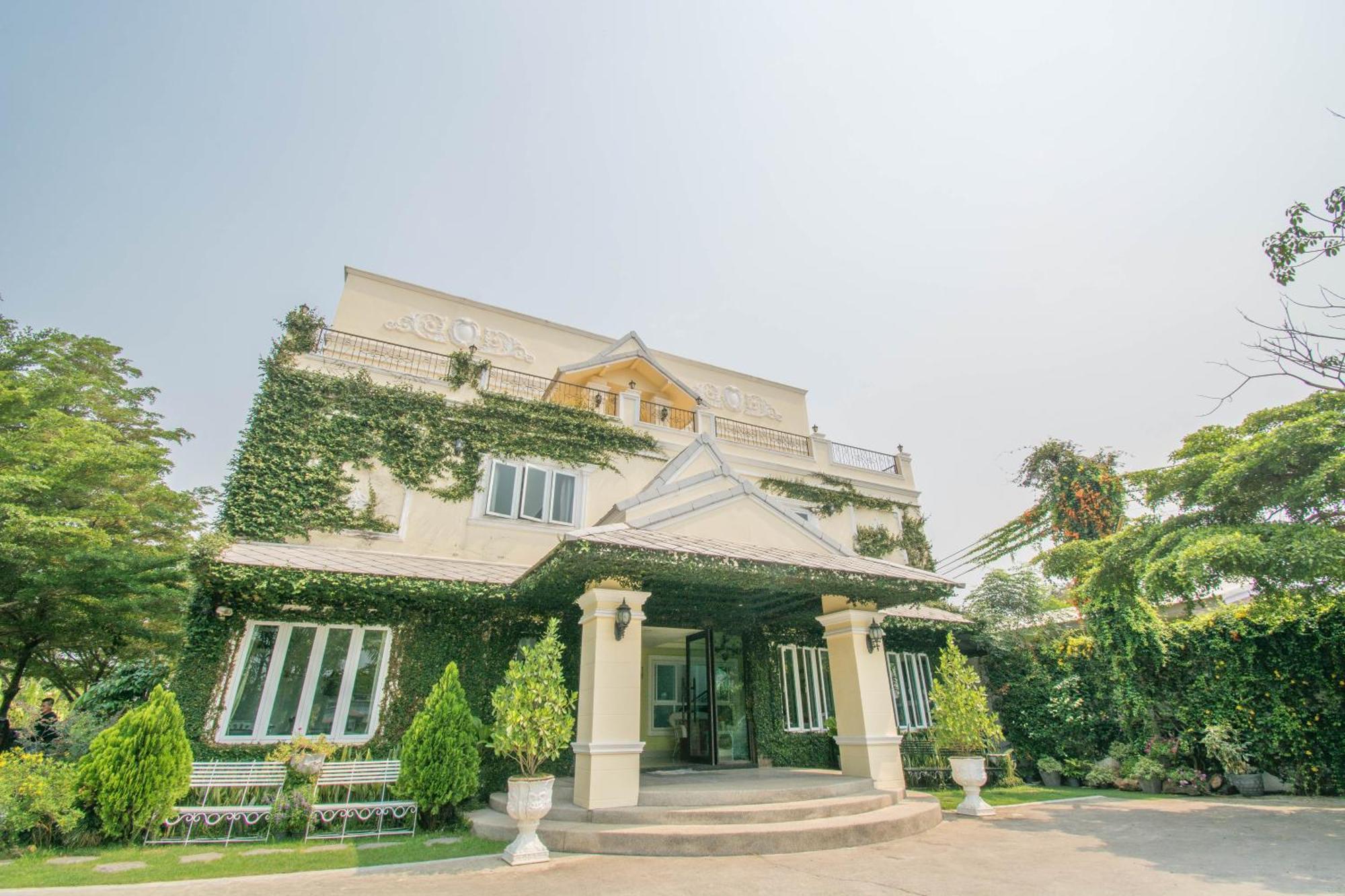 The Target Residence Chiang Rai Bagian luar foto